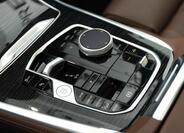 BMW X7 14