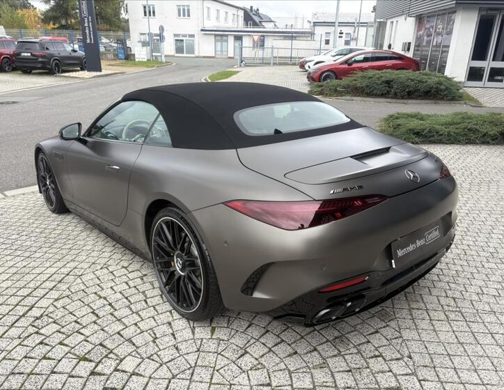 Mercedes-Benz SL 4