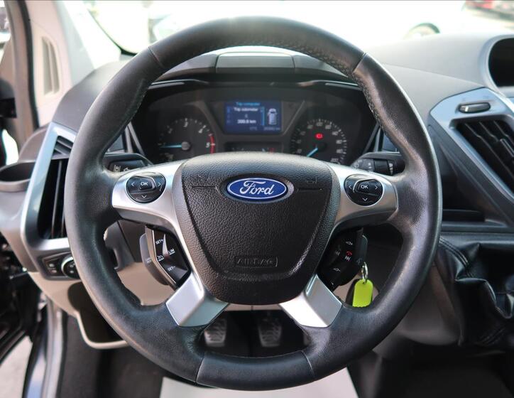 Ford Transit Custom 17