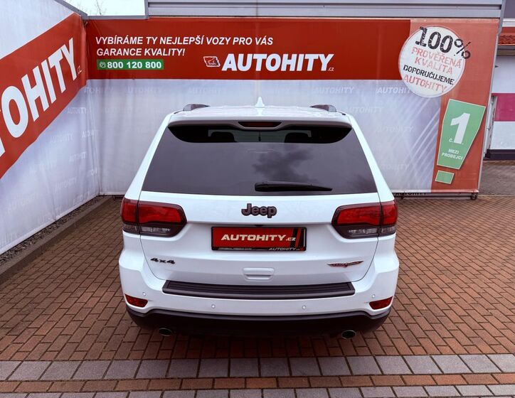 Jeep Grand Cherokee 9