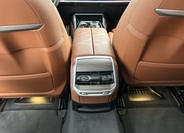 BMW i7 35
