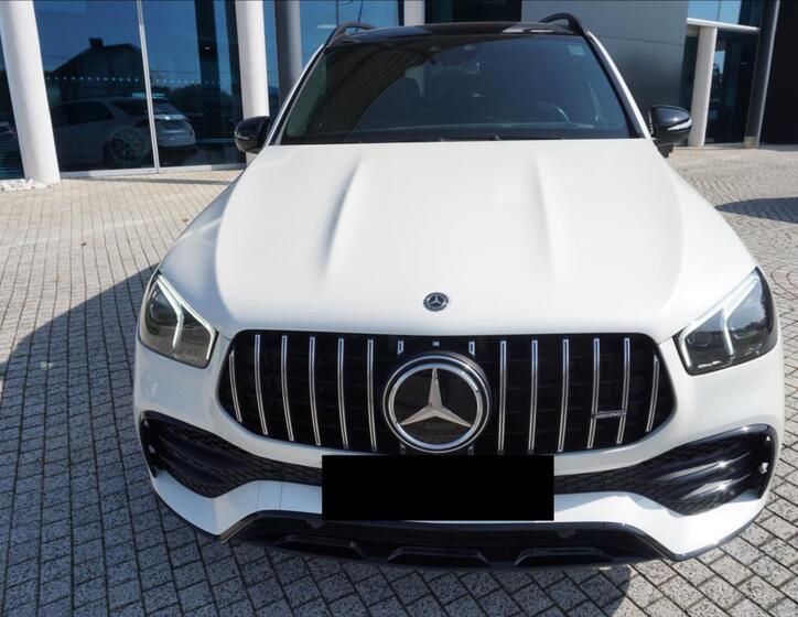 Mercedes-Benz GLE 2
