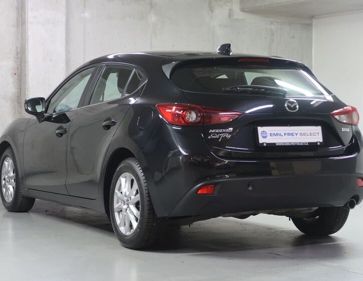 Mazda 3 7