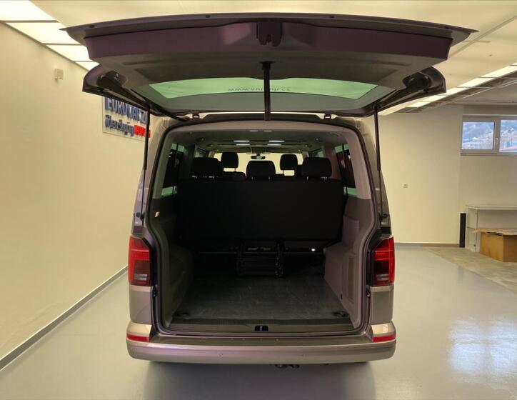 Volkswagen Caravelle 7