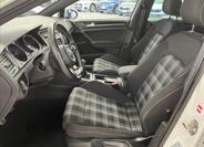 Volkswagen Golf 20