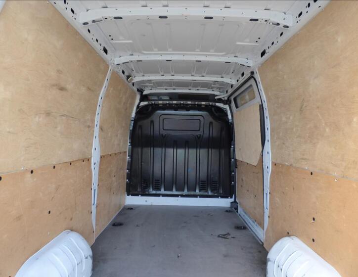 Opel Movano 48