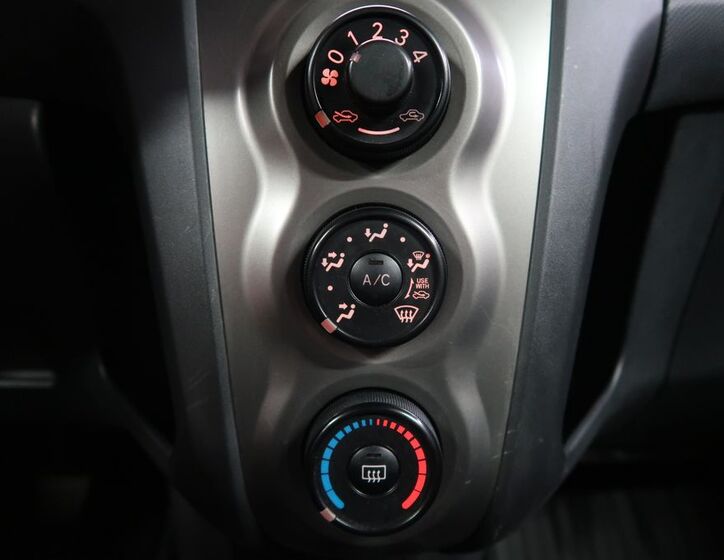 Toyota Yaris 19