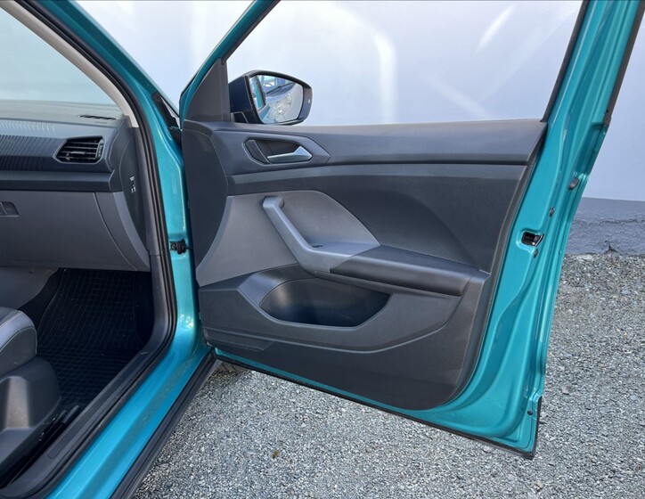 Volkswagen T-Cross 36