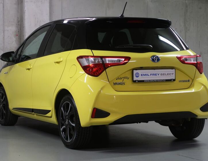 Toyota Yaris 7