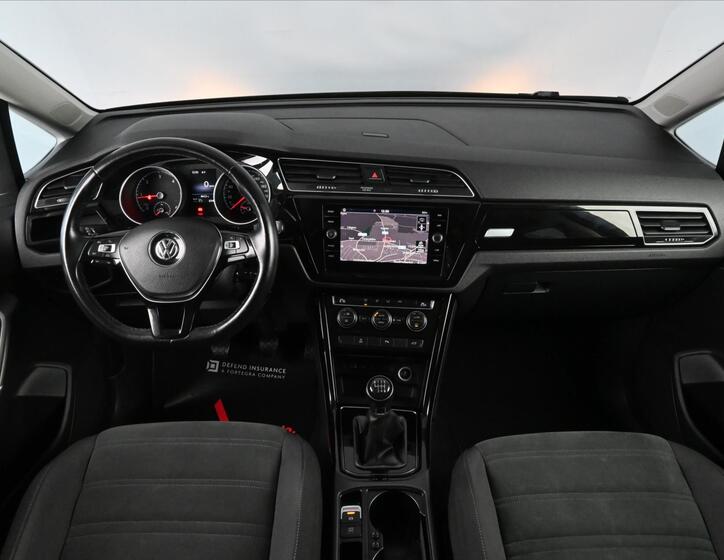 Volkswagen Touran 12