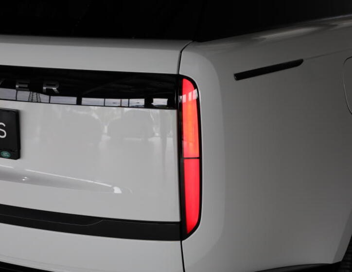 Land Rover Range Rover 10