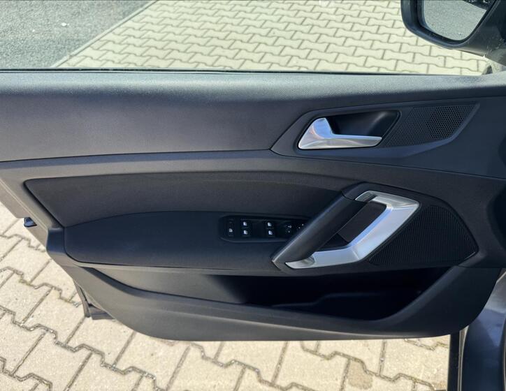 Peugeot 308 19