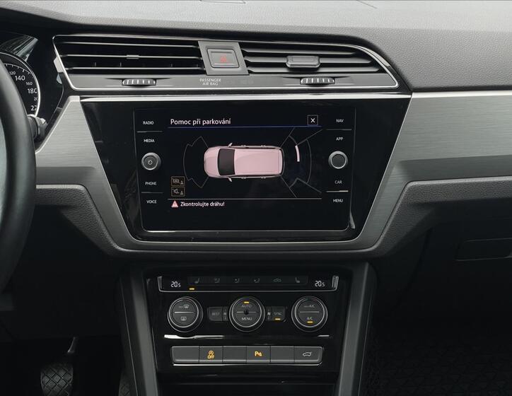 Volkswagen Touran 11