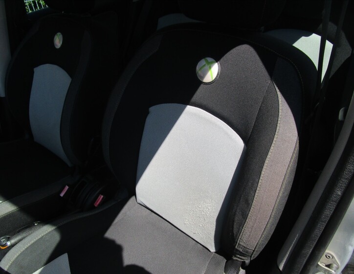 Peugeot 206 12