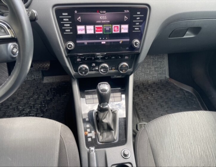 Škoda Octavia 10