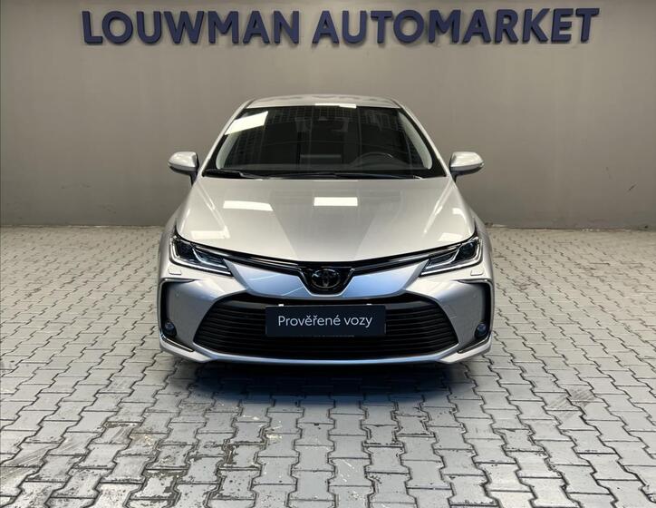 Toyota Corolla 4