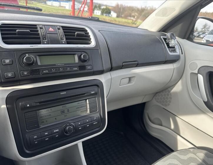 Škoda Roomster 11