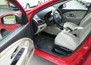 Renault Fluence 15