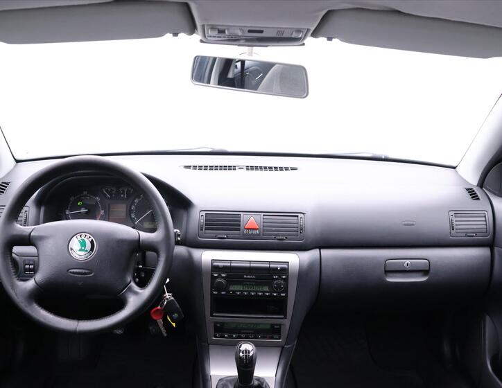 Škoda Octavia 21