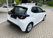 Toyota Yaris 6