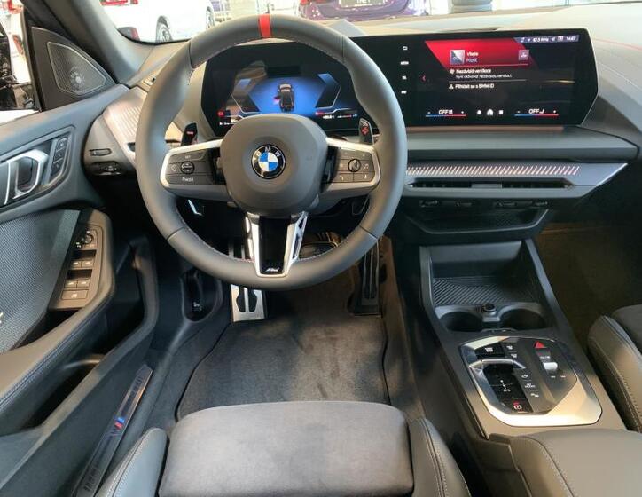 BMW Řada 2 8