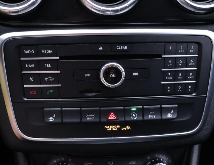 Mercedes-Benz CLA 24