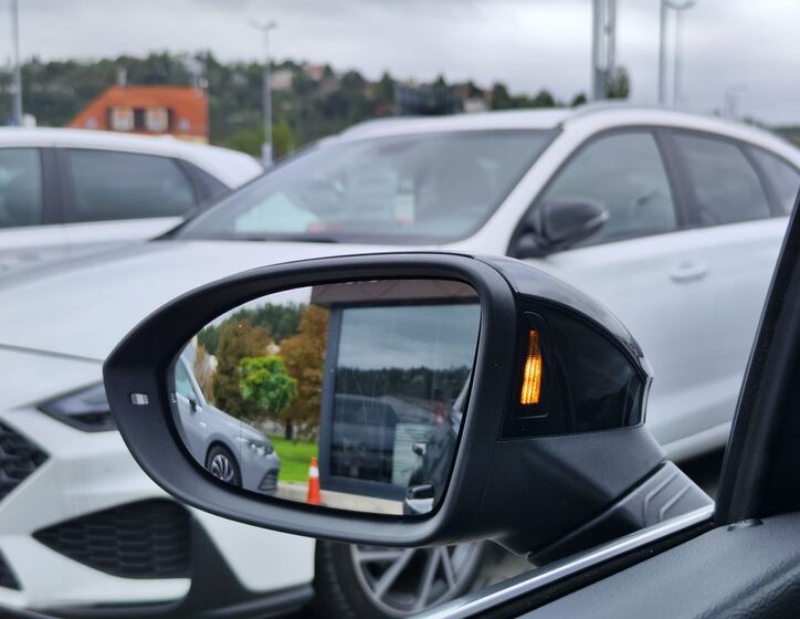 Volkswagen Golf 15
