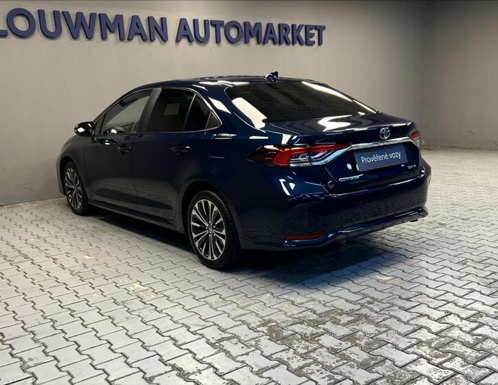 Toyota Corolla 15