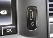 Nissan NV400 39