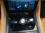 Jeep Grand Wagoneer 27