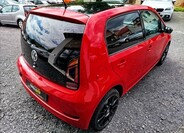 Volkswagen up! 6