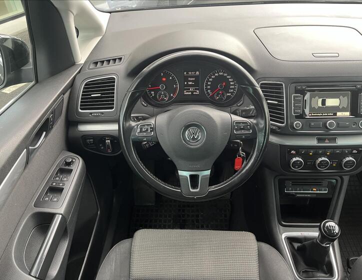 Volkswagen Sharan 10