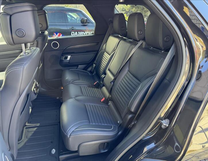 Land Rover Discovery 10