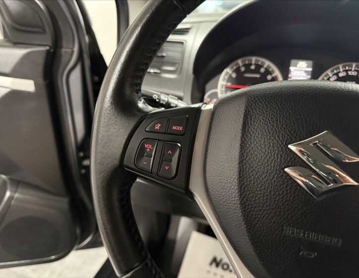 Suzuki Swift 9