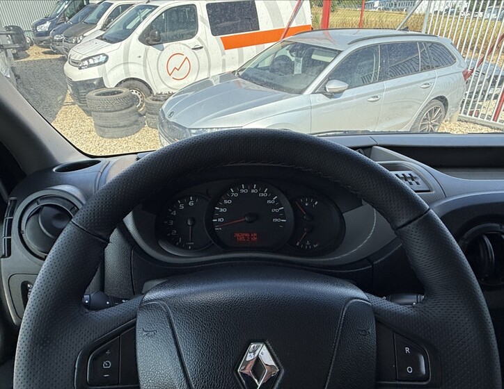 Renault Master 11