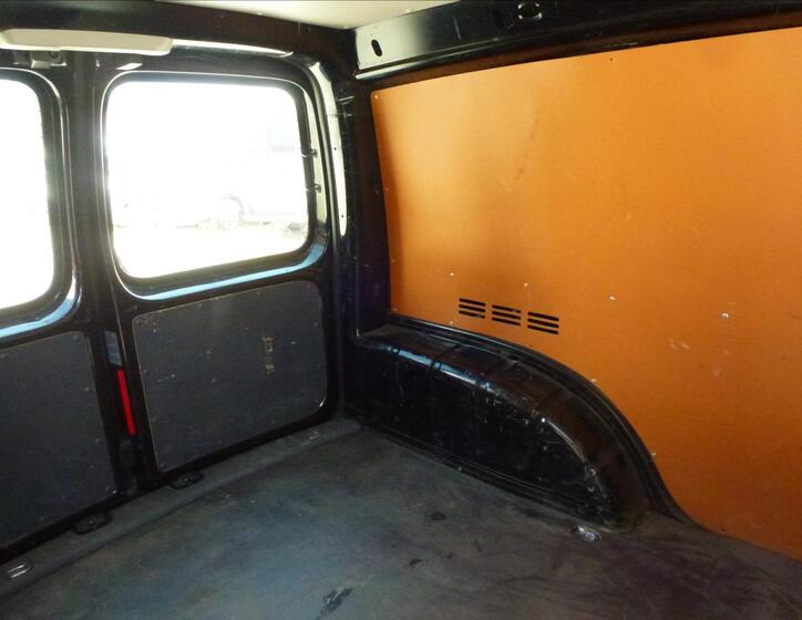 Volkswagen Caddy 19