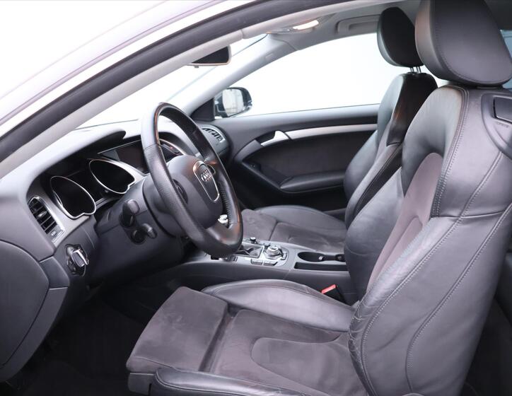 Audi A5 11