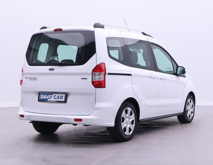 Ford Tourneo Courier 7