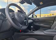 Toyota C-HR 7