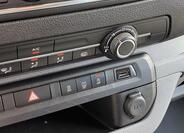 Peugeot Traveller 21