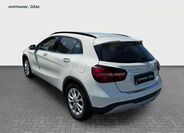 Mercedes-Benz GLA 7