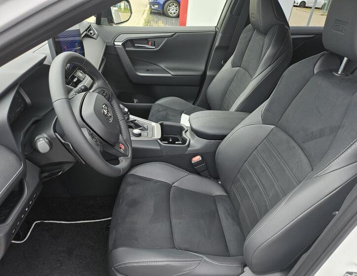 Toyota RAV4 9