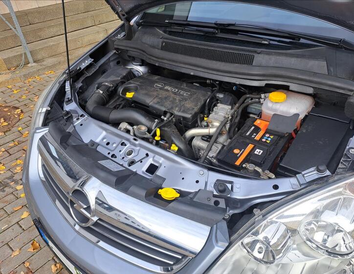 Opel Zafira 43