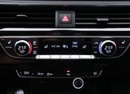 Audi A4 32