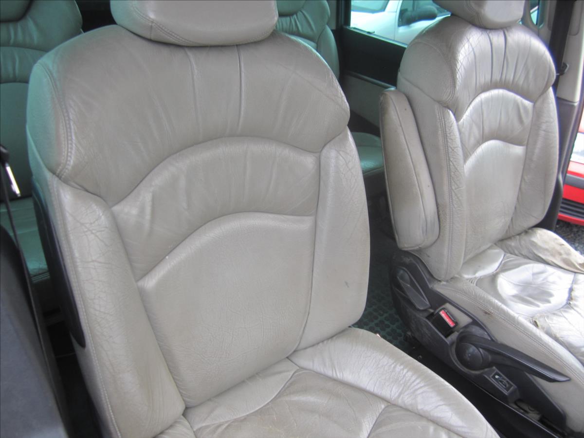 Peugeot 807