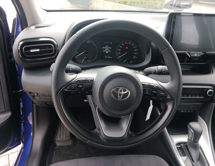 Toyota Yaris 17