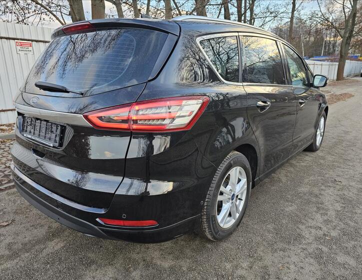 Ford S-MAX 6