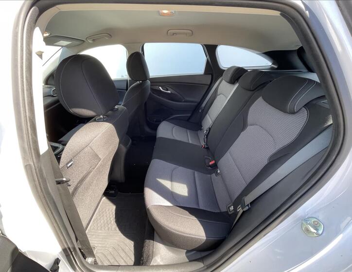 Hyundai i30 13