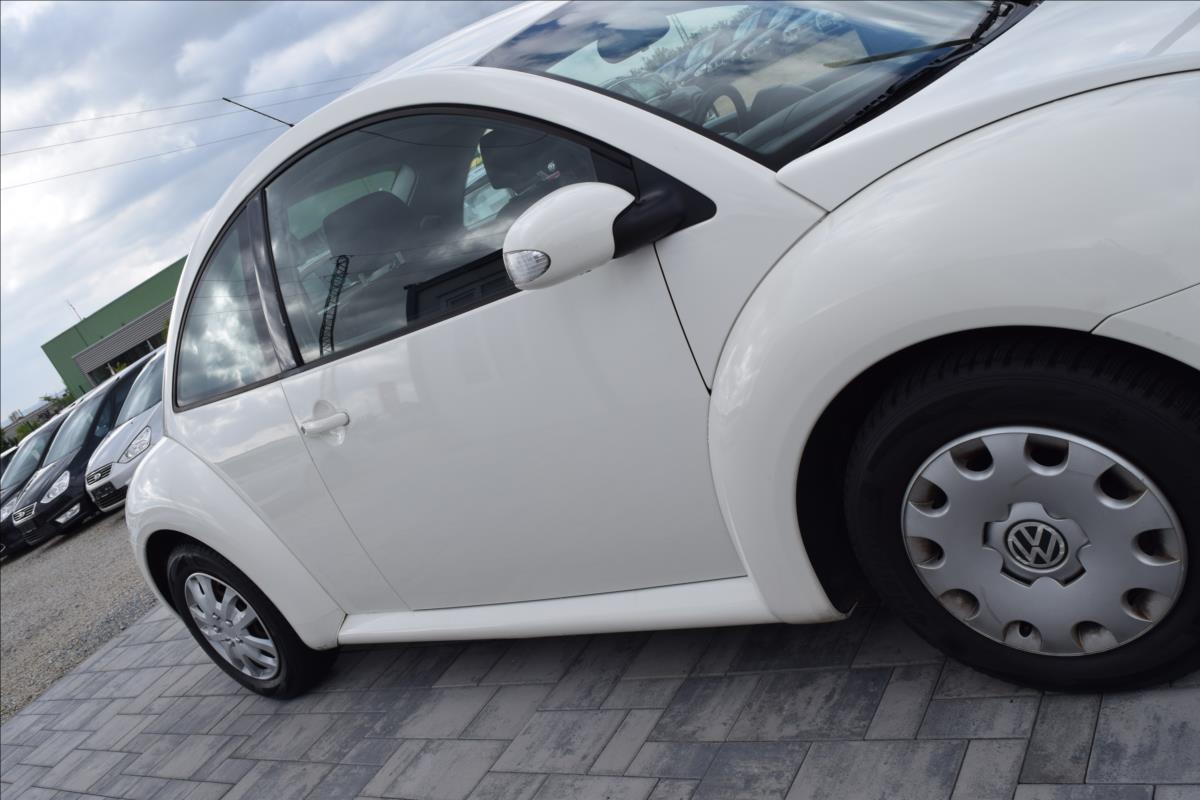 Volkswagen New Beetle