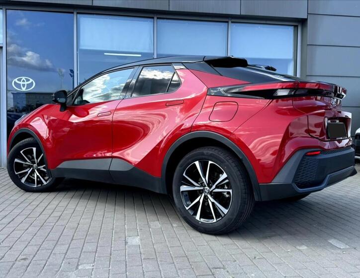Toyota C-HR 5